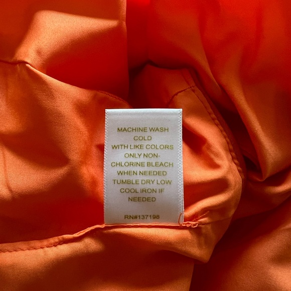 House of Harlow 1960 crop top in beautiful orange! - Picture 3 of 4